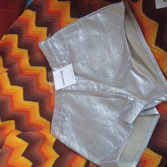 NWT Metallic Silver Cheeky Jrs shorts Size S - Picture 1 of 7